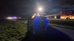 Verkehrsunfall PKW auf der Seite, keiner eingeklemmt