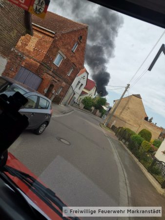 PKW - Fahrzeugbrand;