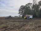 Land-/Forstmaschine - Fahrzeugbrand; brennt Traktor auf Feld.